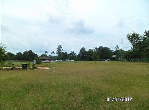 2nd image of 11869 Bell Ave