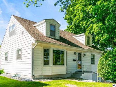 8207 Decatur St, Omaha, NE, 68114