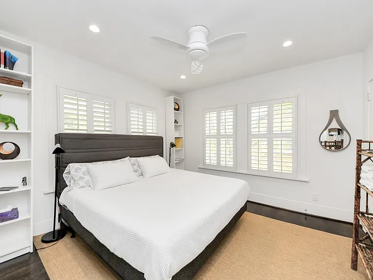1214 Bartlett St #16 — Photo 7
