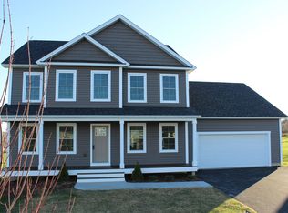 252 Commodore Dr, Vergennes, VT 05491