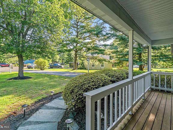 4th image of 4395 Sunset Ct