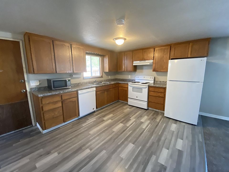 1st image of 13619 13th Avenue Ct E #1