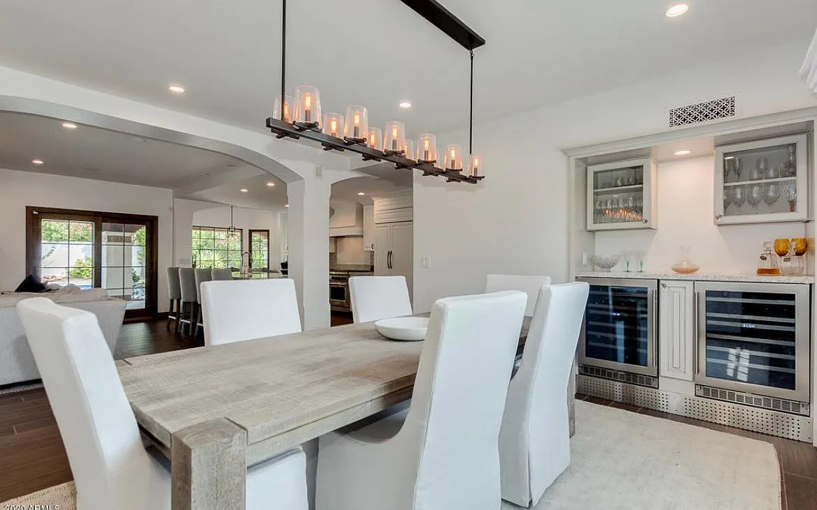 9402 E La Posada Cir — Photo 3