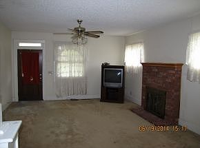 2nd image of 305 W Washington Ave