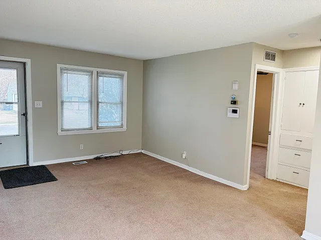 1901 S Roanoke Dr — Photo 7