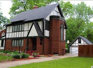 1609 SW Macvicar Ave, Topeka, KS 66604