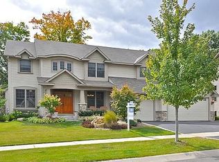 1565 Cavaletti Ct, Victoria, MN 55386