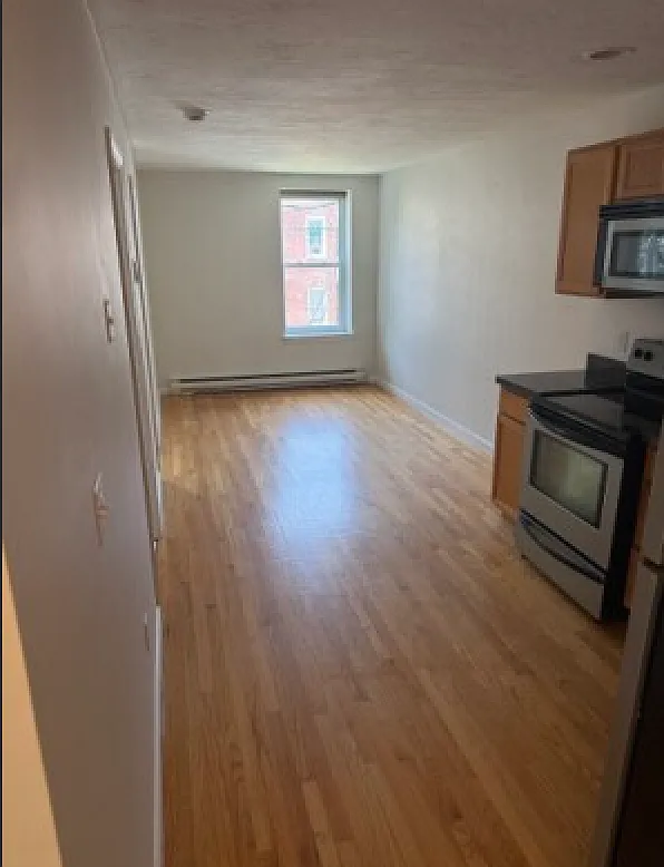 2 bed, 482 sqft, $2,500 — Photo 3