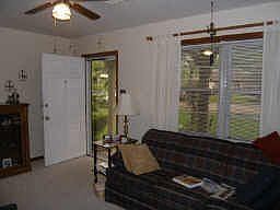 2nd image of 1112 Frances St