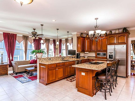 2nd image of 3095 Baybrook Dr