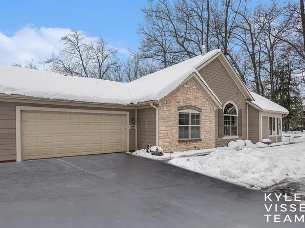 1137 Bridge Crest Dr SE, Ada, MI 49301