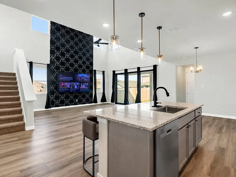8730 Thyme Mdw — Photo 2