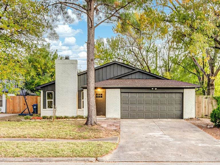 7115 Falling Waters Dr — Photo 5
