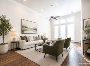 1027 Saint Charles St, Houston, TX 77003