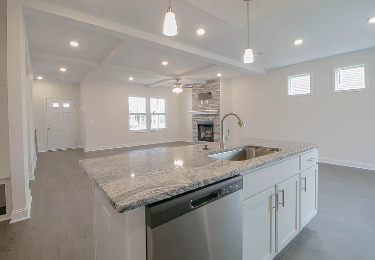 2090 Ireland Way — Photo 4