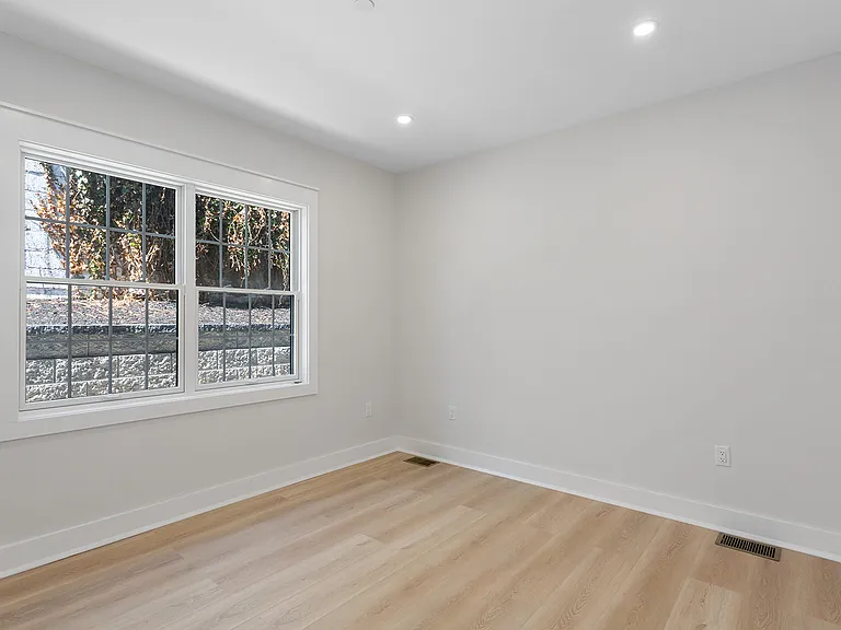 5 Milton Ave #B — Photo 18
