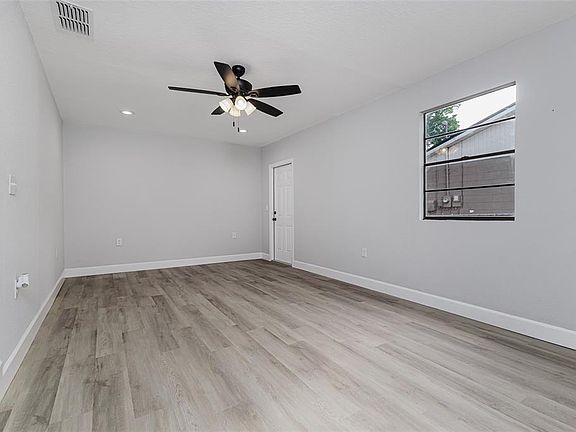 4th image of 4132 CHOWEN DRIVE