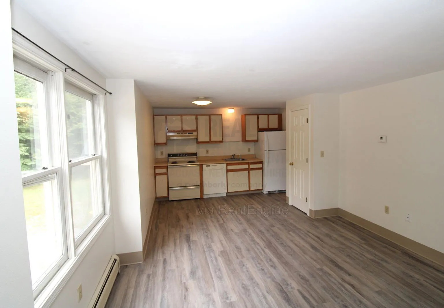 1 bed, 1.0 bath, $1,600 — Photo 4