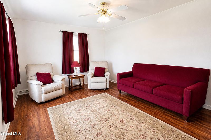 5th image of 3270 McDonald Avenue