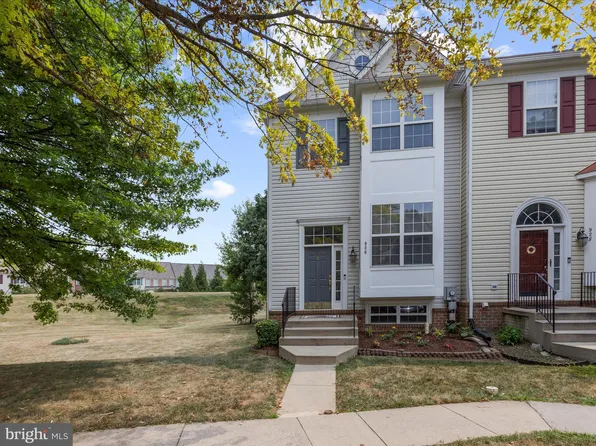 930 Mosby Dr, Frederick, MD 21701