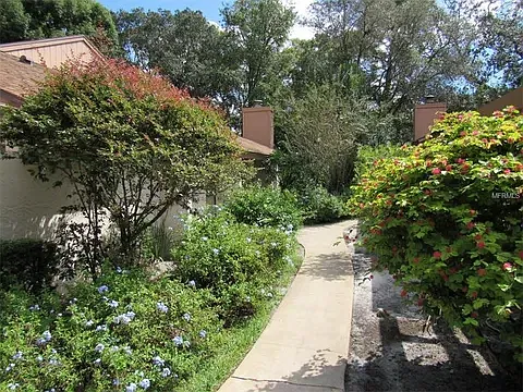 2 bed, 991 sqft, $1,675 — Photo 4
