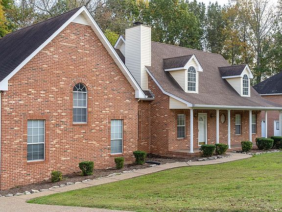 3rd image of 106 Lone Oak Dr