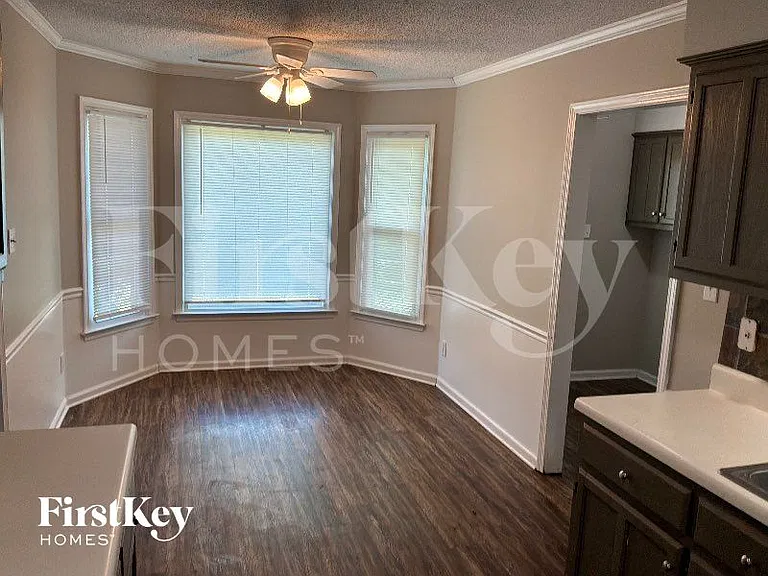 4311 Barren Brook Dr — Photo 4