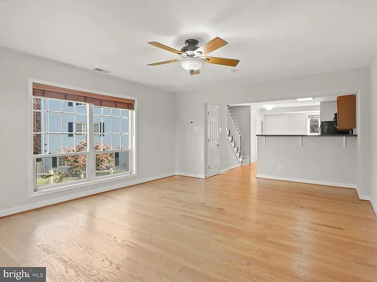 1627 N Van Dorn St — Photo 7