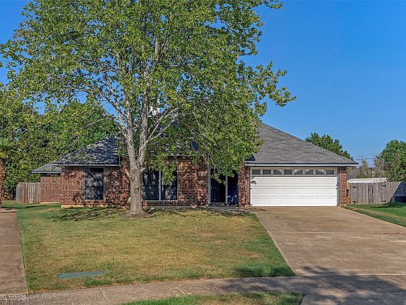 2nd image of 6023 Applegate Cir