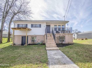 127 Wellington Cir, Oak Ridge, TN 37830