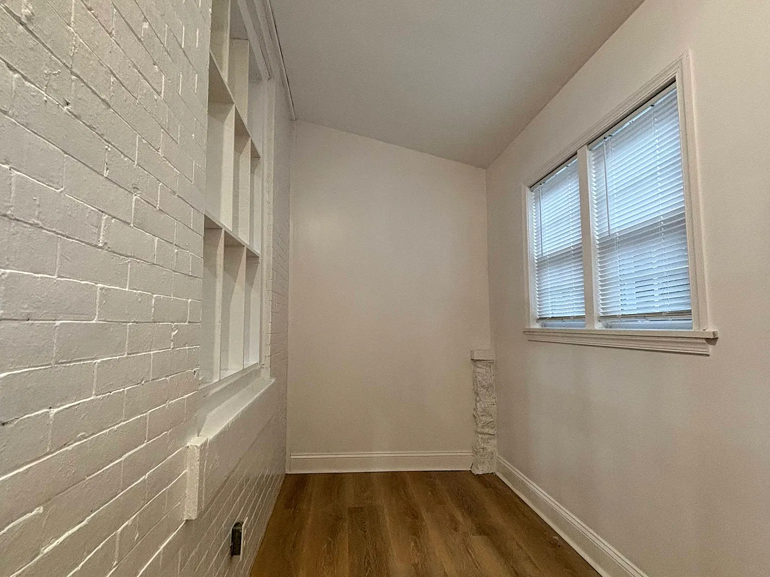 3 bed, 1068 sqft, $1,850 — Photo 3