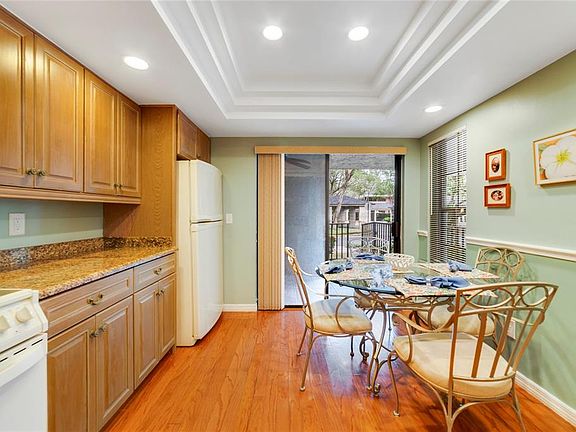 5th image of 1055 KENSINGTON PARK DRIVE #812