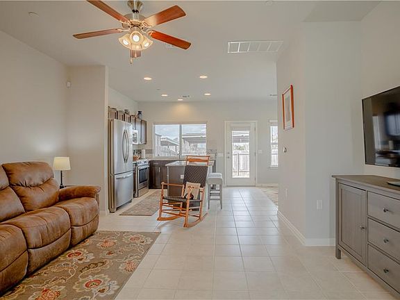 5th image of 9516 Whisper Willow Blvd