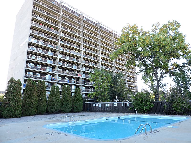 Winnipeg Apartment for rent - 2 Bedrooms — photo 17
