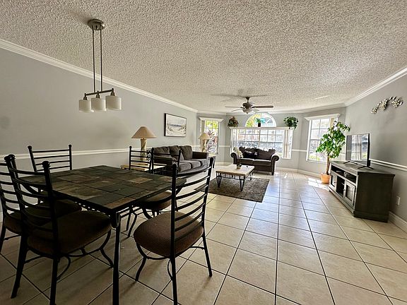 5th image of 5012 Laguna Bay Cir APT 73