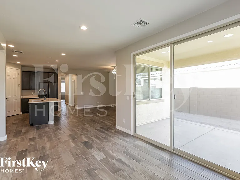 44169 W Palo Aliso Way — Photo 5