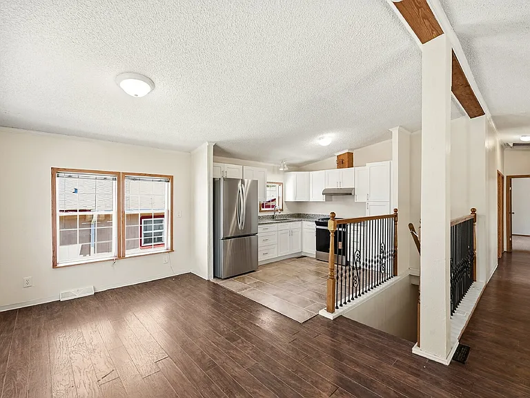 9164 Madeleine St — Photo 3