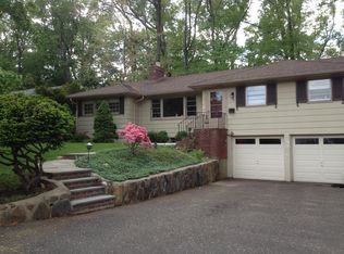 33 Albright Cir, Madison, NJ 07940