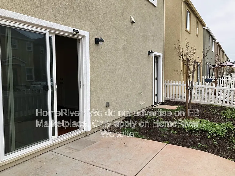 8138 Laurel Willow Ln — Photo 18