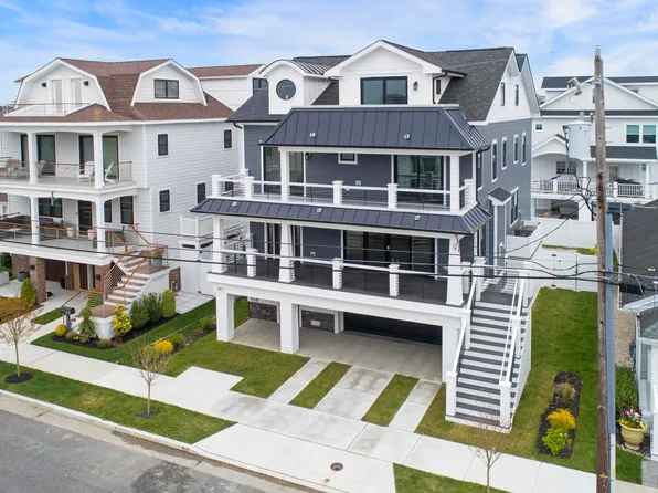 417 N Rumson Ave, Margate, NJ 08402