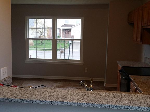 2nd image of 3234 Creekshore Dr