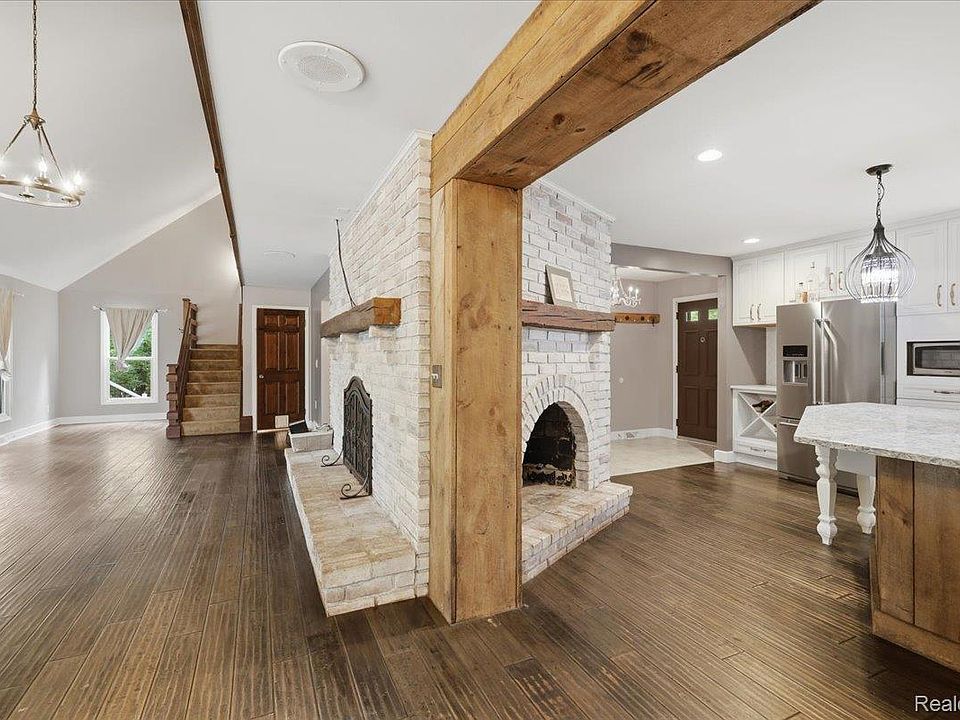 1700 Granger Rd, photo 8