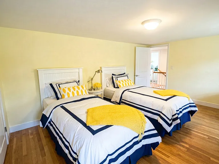 190 Nantasket Rd — Photo 14