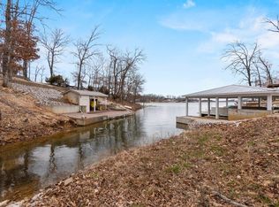 7001 N Point Ct, Perryville, MO 63775