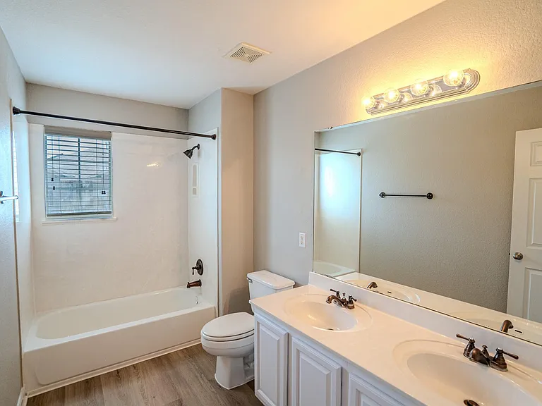 16 Mountain Terrace Cv — Photo 21