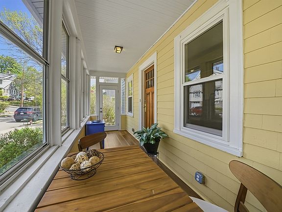 4th image of 45 Sunset Rd