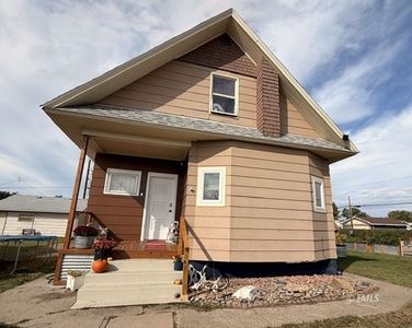 503 S Cale Ave, Miles City, MT, 59301