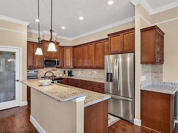 5th image of 11949 NW 13th Rd