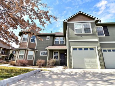 1248 E Winding Creek Dr, Eagle, ID, 83616