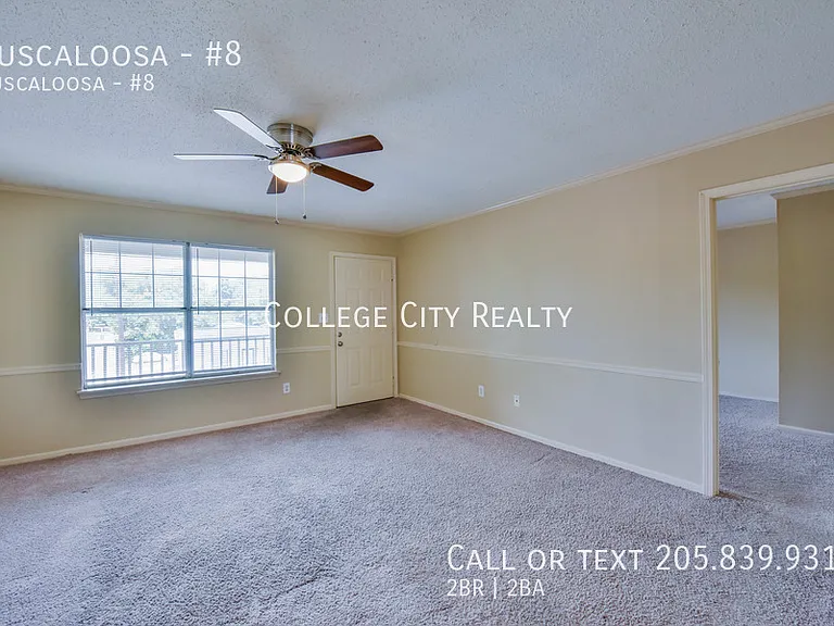 1813 Hackberry Ln #8 — Photo 4